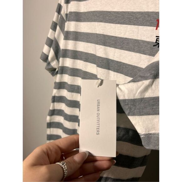 Urban Outfitters Neon Riot tee shirt size large C29-9 - Picture 3 of 4